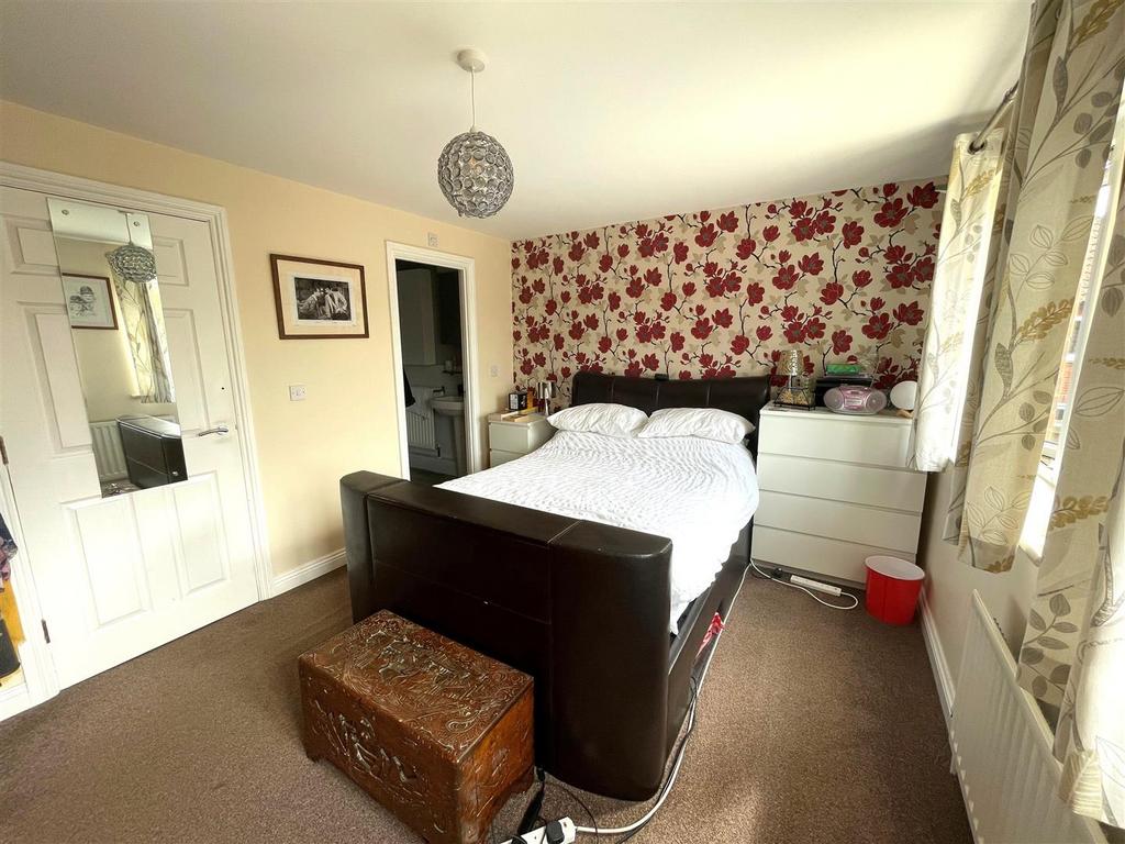 New bed 1.jpg