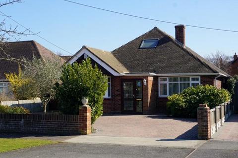 135 Chestfield Road, Chestfield, Whitstable, CT5 3LS