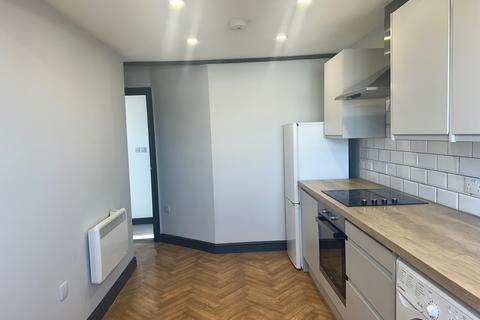 2 bedroom flat to rent, Toler Road, Nuneaton, Warwickshire, CV11