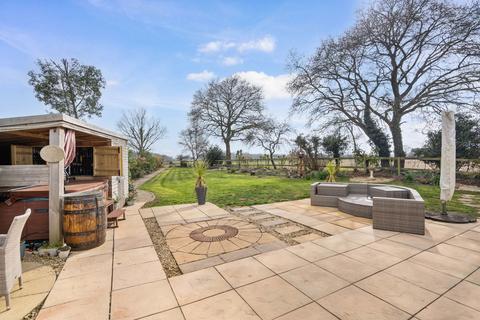 undefined, Burgamot, Mill Lane, Wadborough, Worcestershire.  WR8 9HB