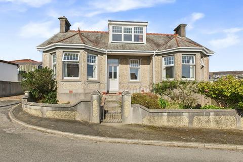 4 bedroom detached bungalow for sale, Courtney Road, St. Austell PL25
