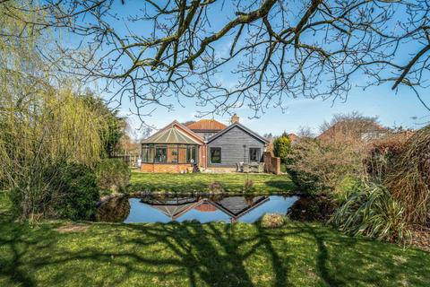 4 bedroom barn conversion for sale, Saxlingham Nethergate