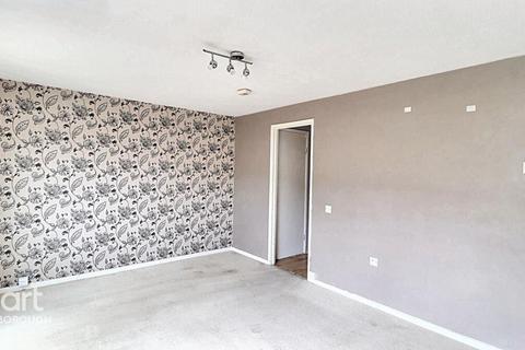 73 Bifield, Orton Goldhay, Peterborough, PE2 5SW