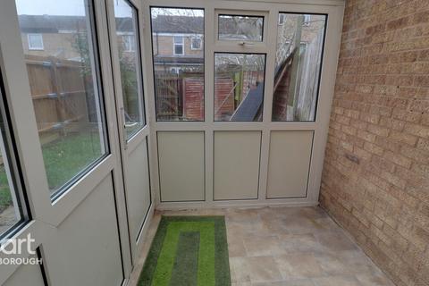 73 Bifield, Orton Goldhay, Peterborough, PE2 5SW