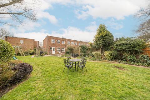 20 Lancaster Place, Twickenham, TW1 1HR
