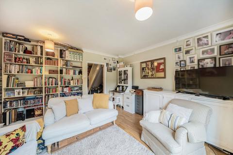 4 bedroom end of terrace house for sale, William Close, Southall UB2