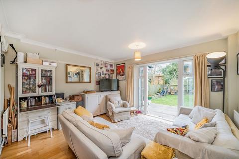4 bedroom end of terrace house for sale, William Close, Southall UB2