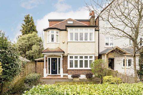 Oxford Road, Teddington TW11