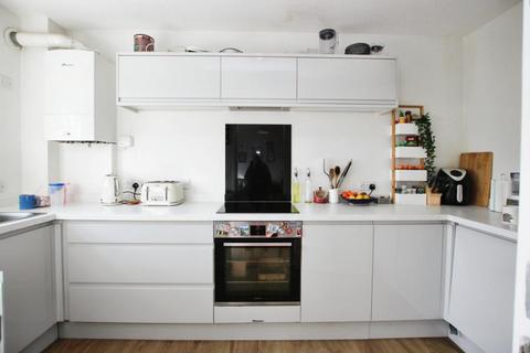 2 bedroom flat to rent, Picton Street, Bristol BS6