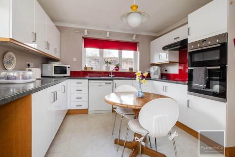 4 bedroom detached house for sale, Hall Farm Place, Norwich NR9