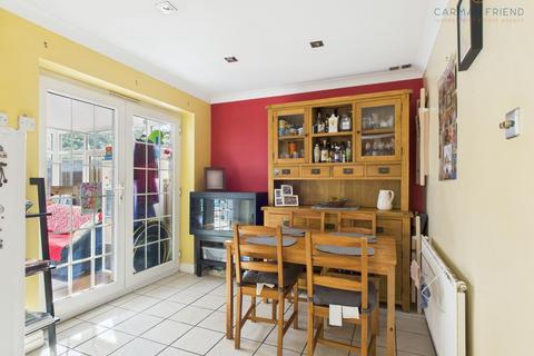 2 Longburgh Close, Hoole, Chester, CH2 3TA