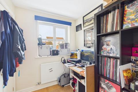 2 Longburgh Close, Hoole, Chester, CH2 3TA