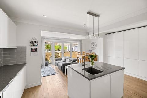 41 Dolphins Road, Folkestone, CT19 5PL