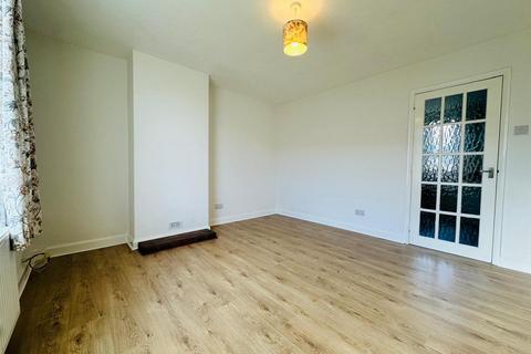 16 Hill Crest, Tiverton, EX16 6AT