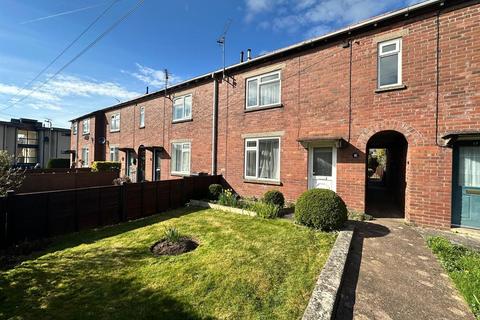 16 Hill Crest, Tiverton, EX16 6AT