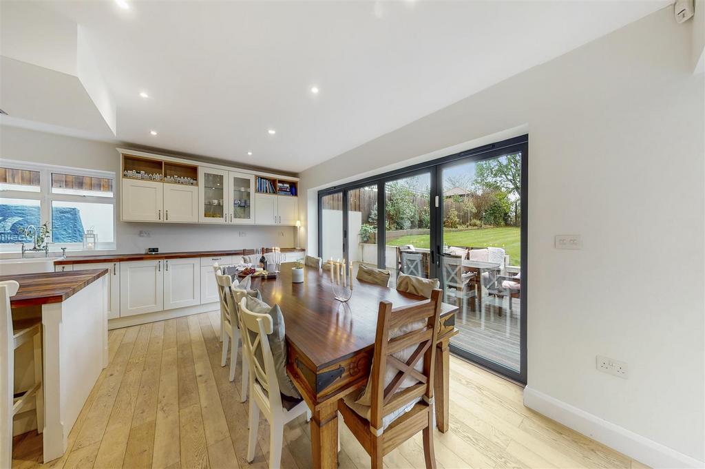 Kingwell, South Hill Avenue - O9 Z7 XXPUFSUlwb R4jth X