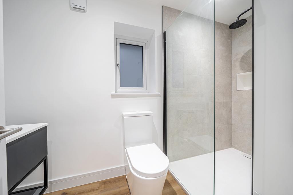 Ensuite Shower Room