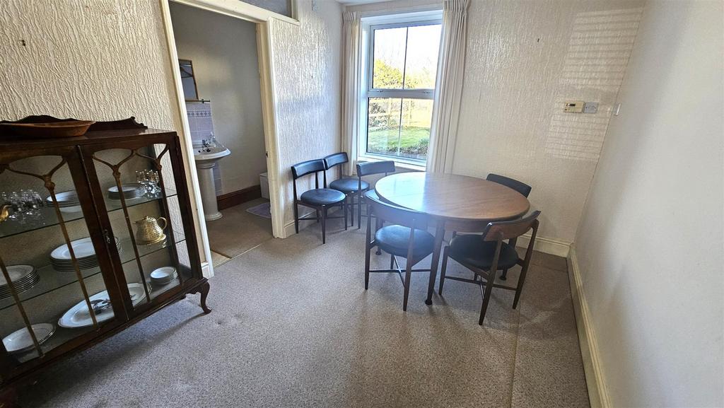 Breakfast room.jpg