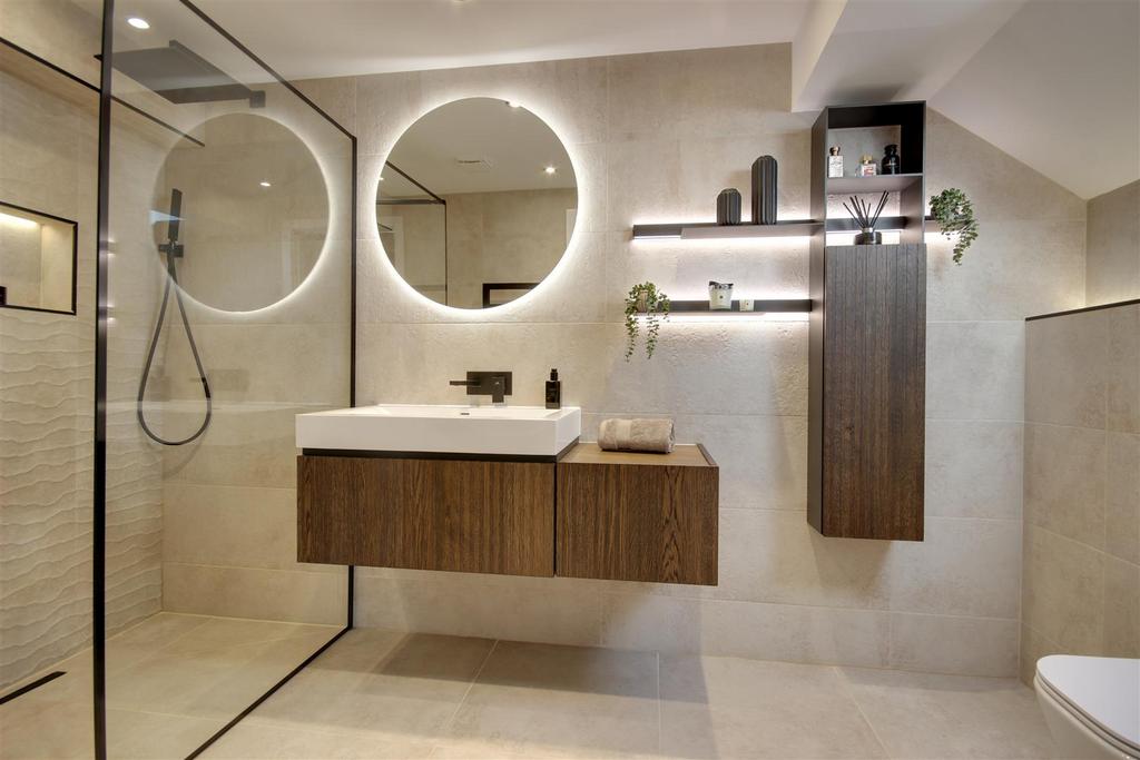 En-suite Shower Room