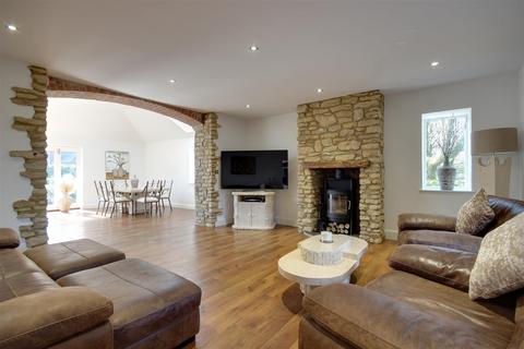 5 bedroom barn conversion for sale, High Hunsley, Cottingham