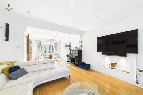34 Elm Way, Worcester Park, KT4 8LT