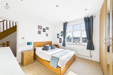 34 Elm Way, Worcester Park, KT4 8LT