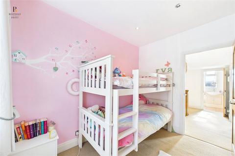 34 Elm Way, Worcester Park, KT4 8LT