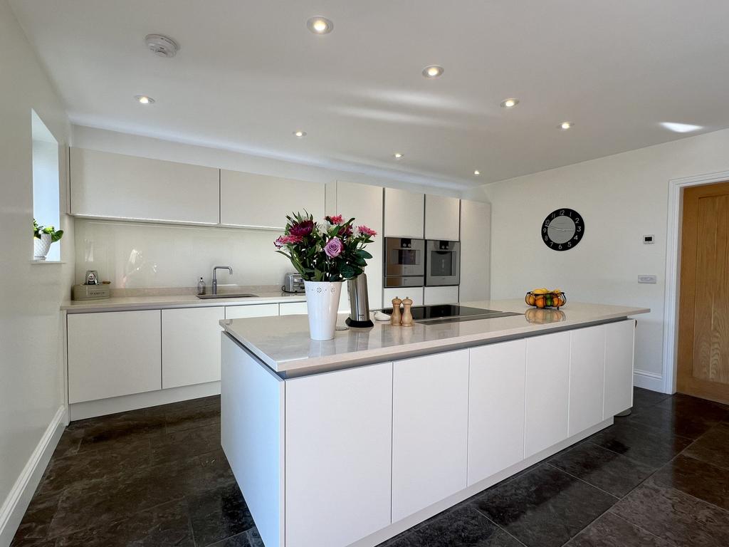 20 Millburn Street, Kirkcudbright - Williamson and