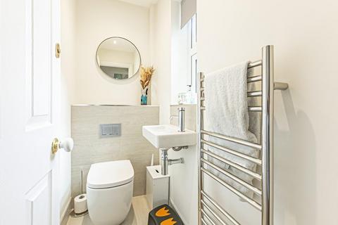 33 Birds Hill, Heath And Reach, Leighton Buzzard, LU7 0AQ