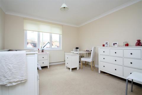 Studio to rent, 213 Laleham Road, STAINES-UPON-THAMES, TW18