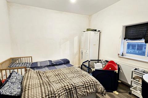 1 bedroom flat for sale, Highfield Street, Leicester, LE2
