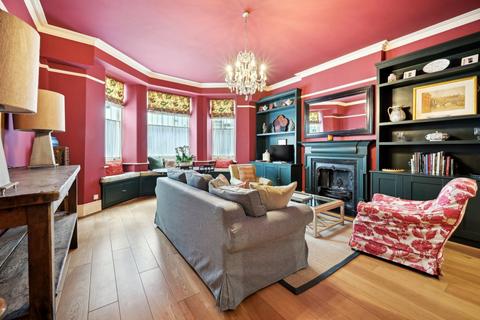 Queensberry Place, South Kensington, London