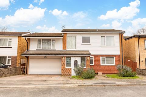 undefined, Artel Croft, Crawley RH10