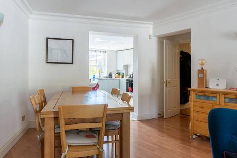 3 bedroom flat for sale, Falmouth Road, Borough, London, SE1
