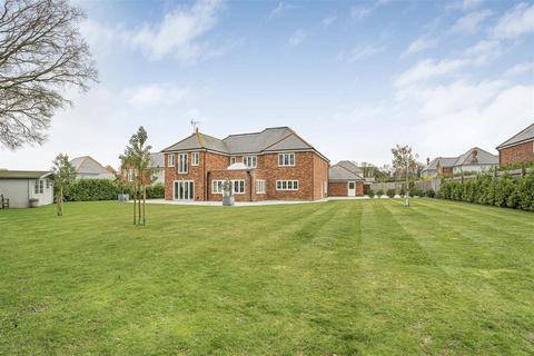 5 bedroom detached house for sale, King Edward Mews, Newport CB11