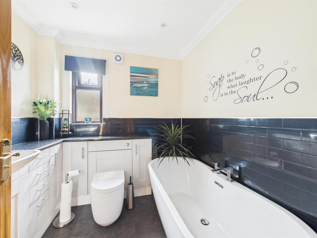Family bathroom