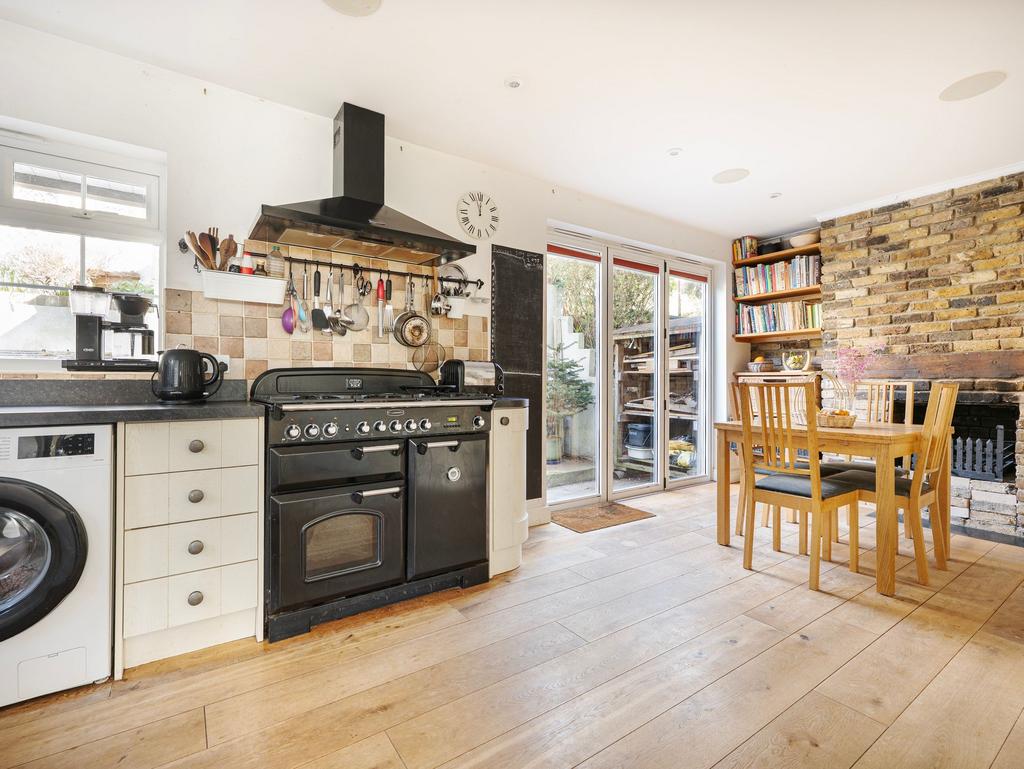 Kitchen / Diner