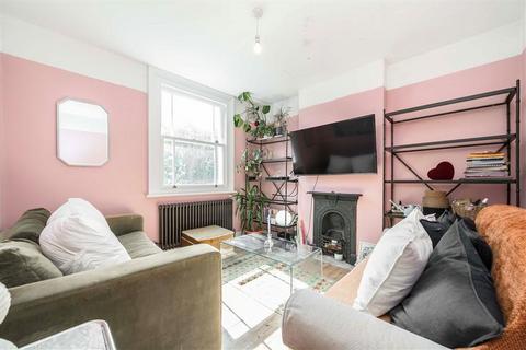 2 bedroom terraced house to rent, Brighton Grove, London SE14