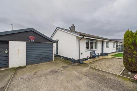 1 Mossfield Drive, Lochyside, Fort William, PH33 7PE