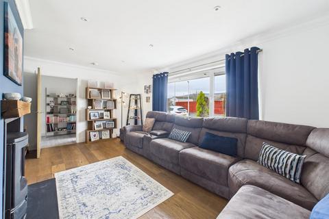 1 Mossfield Drive, Lochyside, Fort William, PH33 7PE
