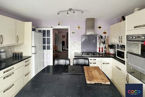 3 bedroom semi-detached house for sale, Windsor Road, Weymouth DT3