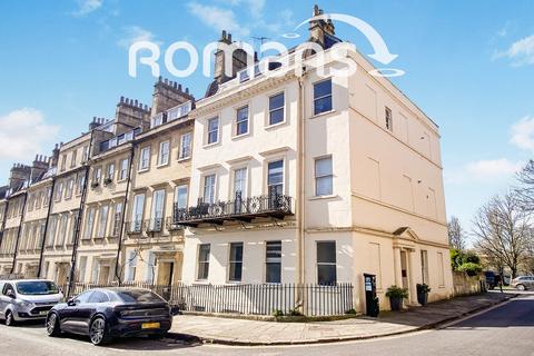 3 bedroom flat to rent, Catharine Place, Bath, Somerset, BA1
