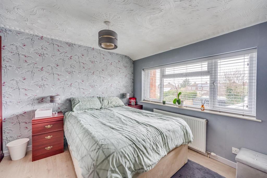 6 Graitney Close Cleeve-7.jpg