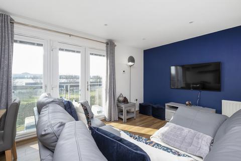 Flat 13, 14 Arneil Drive, Edinburgh, EH5 2GS