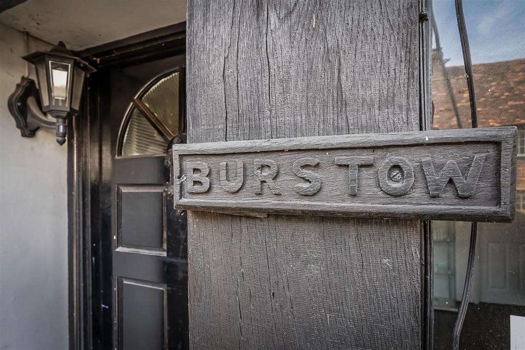 Burstow-Flat-26.jpg