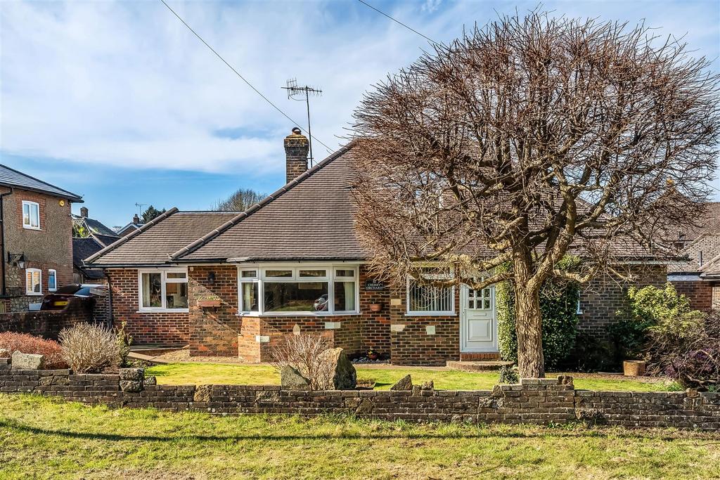 50-Stoneleigh-Road-20.jpg