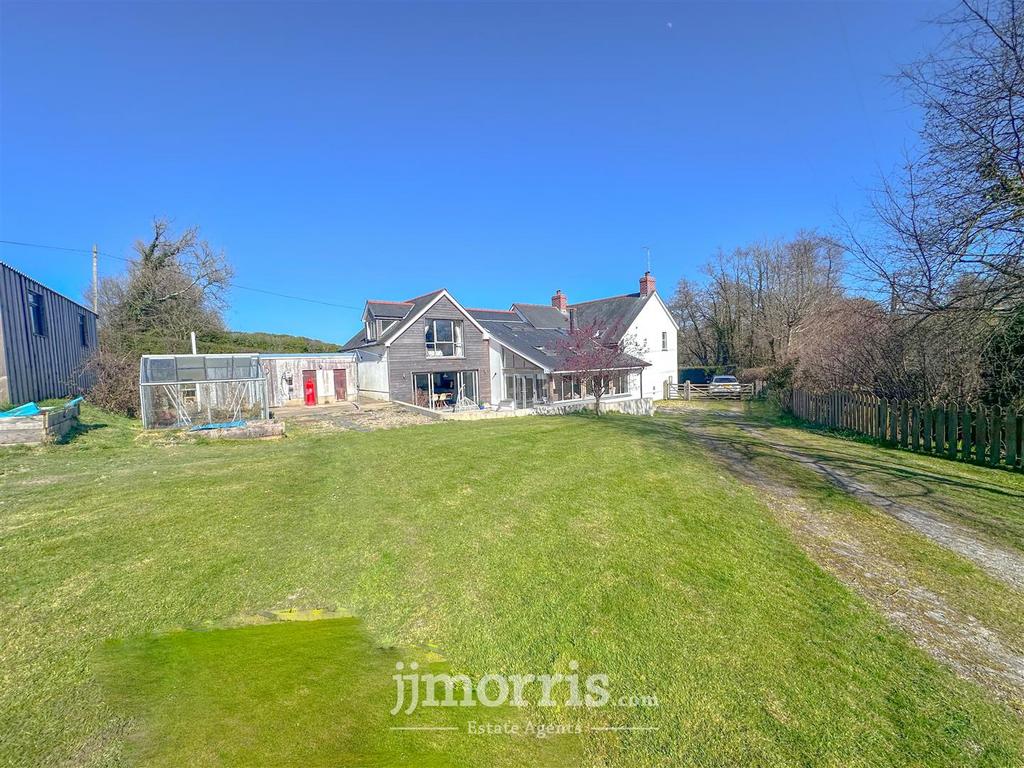 B4 BB9 A48-8 FC2-4 EE9-8 E06-57137 F0 C555 C.jpeg