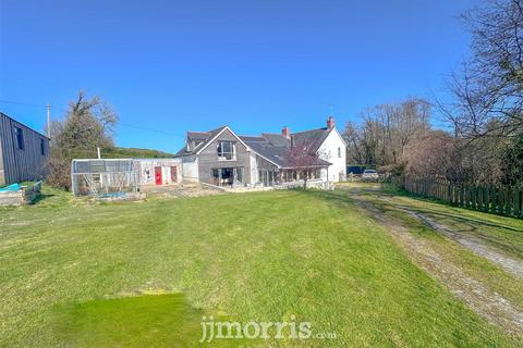 undefined, Boncath