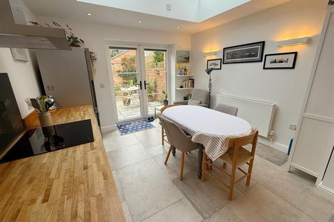 1 bedroom character property for sale, Shakespeare Street, Stratford-upon-Avon
