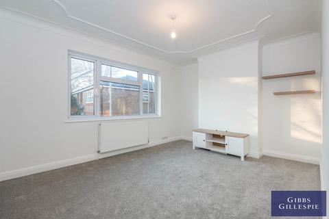 2 bedroom flat to rent, Rickmansworth Road, Pinner, HA5